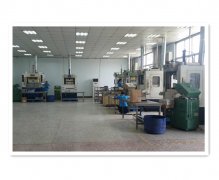 整流桥注塑成型车间1